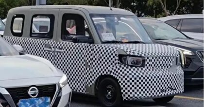 New Wuling test vehicle spy shot